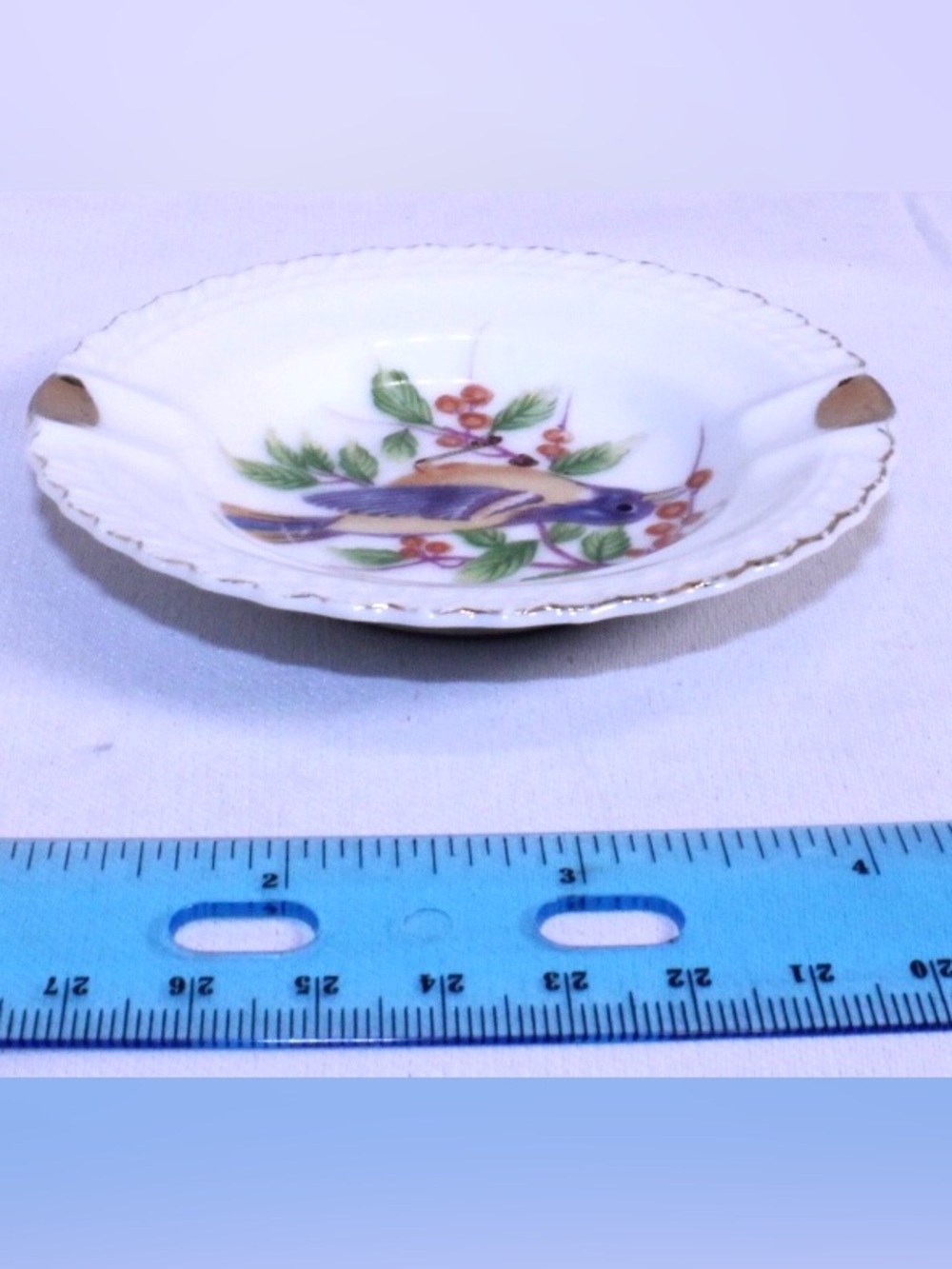Hand-Painted Bird and Berries Porcelain Butter Pat Dish with Gold Trim - Picture 4 of 6